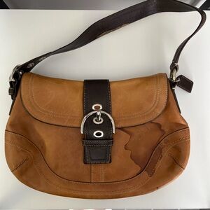 Coach F10909 Vintage Shoulder Bag (needs repair)